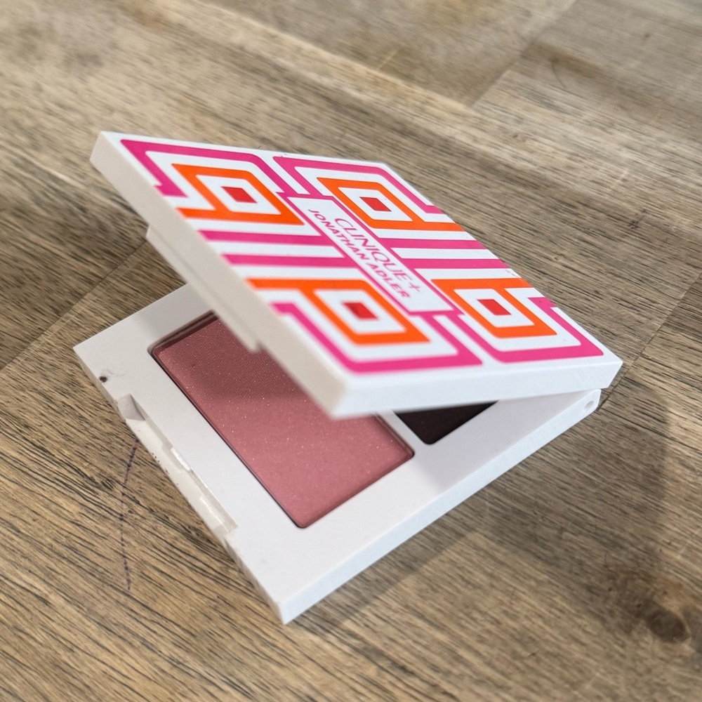 Clinique x Jonathan Alder Pink Blush Compact